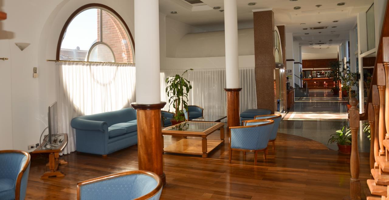 Hotel Reviens Pinamar Kültér fotó