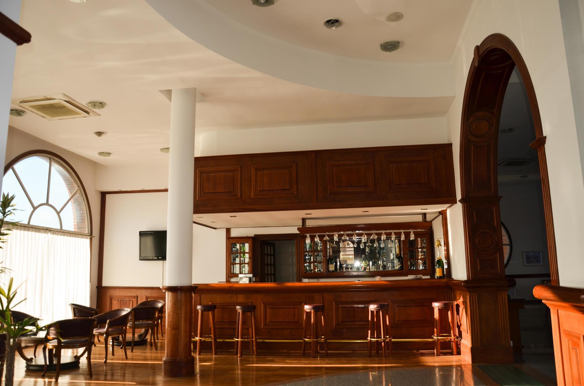 Hotel Reviens Pinamar Kültér fotó